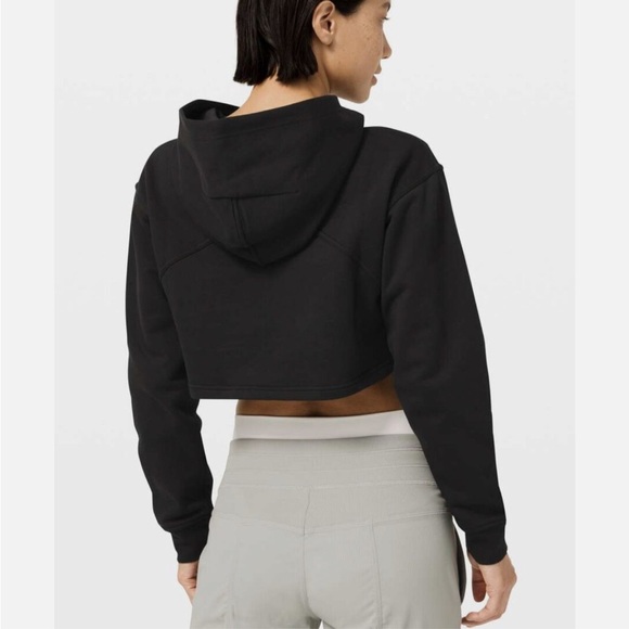 NWTOT Black lululemon all yours cropped hoodie - Picture 3 of 10